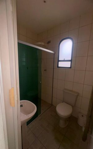 Casa para alugar com 45m², 1 quarto e sem vaga Casa para alugar com 45m², 1 quarto e sem vagaBanheiro