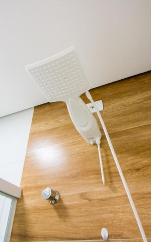 Apartamento para alugar com 54m², 2 quartos e 2 vagas Apartamento para alugar com 54m², 2 quartos e 2 vagasBanheiro social