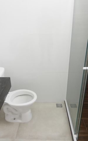 Casa para alugar com 100m², 2 quartos e 1 vagaBanheiro da Suíte 2