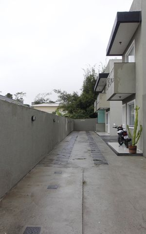 Casa para alugar com 100m², 2 quartos e 1 vagaÁrea comum
