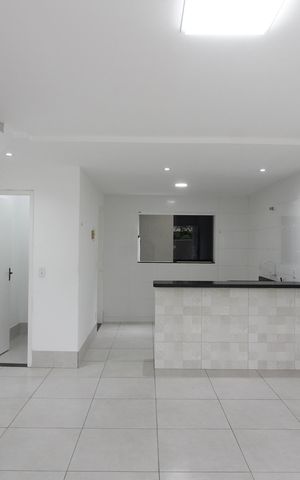 Casa para alugar com 100m², 2 quartos e 1 vagaSala