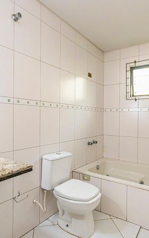 Casa à venda com 146m², 3 quartos e 2 vagas Casa à venda com 146m², 3 quartos e 2 vagasBanheiro