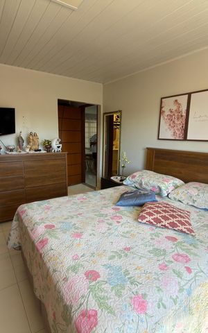 Casa à venda com 88m², 2 quartos e 5 vagas
