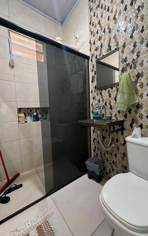 Casa à venda com 88m², 2 quartos e 5 vagas