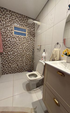 Casa à venda com 88m², 2 quartos e 5 vagas