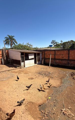 Casa à venda com 88m², 2 quartos e 5 vagas