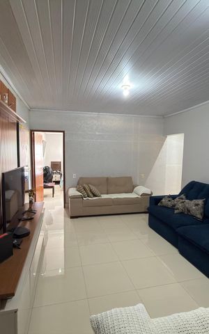 Casa à venda com 88m², 2 quartos e 5 vagas
