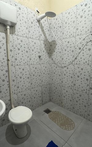 Casa à venda com 240m², 3 quartos e 2 vagas