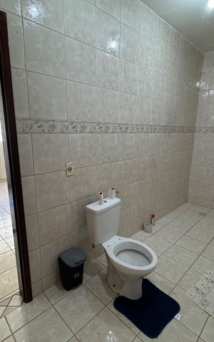 Casa à venda com 240m², 3 quartos e 2 vagas