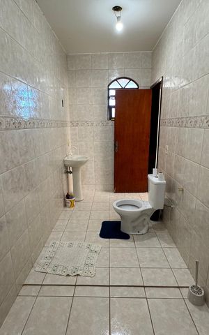 Casa à venda com 240m², 3 quartos e 2 vagas