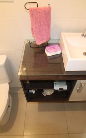 Casa para alugar com 140m², 4 quartos e 5 vagasBanheiro Suíte 2