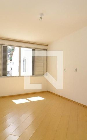 Casa para alugar com 60m², 1 quarto e 1 vaga Casa para alugar com 60m², 1 quarto e 1 vagaQuarto