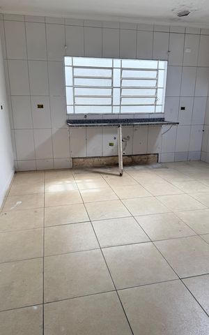 Casa à venda com 233m², 4 quartos e 2 vagas Casa à venda com 233m², 4 quartos e 2 vagasCozinha