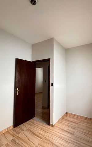 Casa para alugar com 180m², 4 quartos e 5 vagas