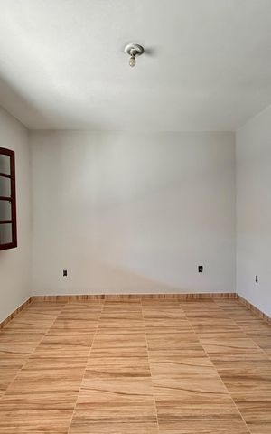 Casa para alugar com 180m², 4 quartos e 5 vagas