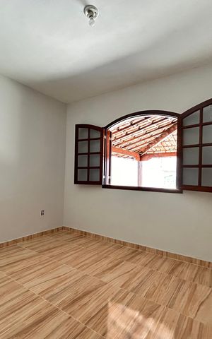 Casa para alugar com 180m², 4 quartos e 5 vagas