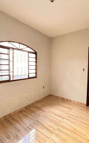 Casa para alugar com 180m², 4 quartos e 5 vagas