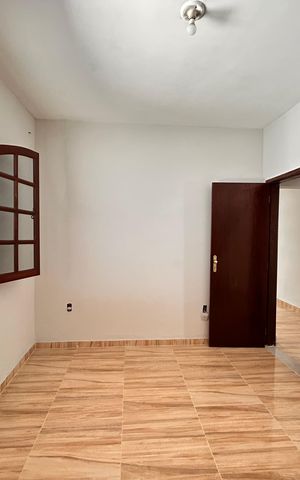 Casa para alugar com 180m², 4 quartos e 5 vagas
