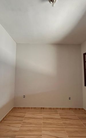 Casa para alugar com 180m², 4 quartos e 5 vagas