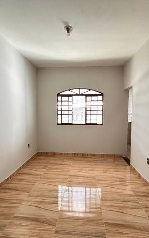 Casa para alugar com 180m², 4 quartos e 5 vagas