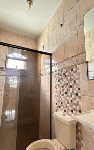 Casa para alugar com 180m², 4 quartos e 5 vagas
