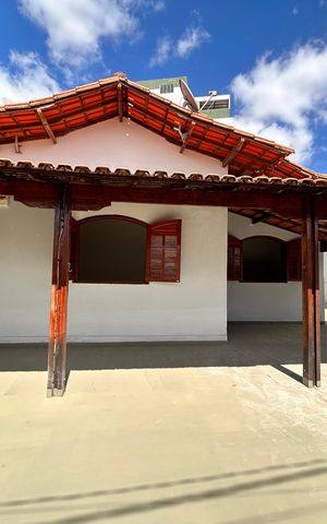 Casa para alugar com 180m², 4 quartos e 5 vagas