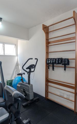 Studio para alugar com 27m², 1 quarto e 1 vaga Studio para alugar com 27m², 1 quarto e 1 vagaÁrea comum - Academia