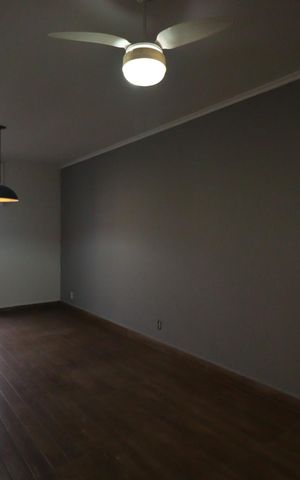 Apartamento para alugar com 75m², 2 quartos e 1 vaga Apartamento para alugar com 75m², 2 quartos e 1 vagaSala