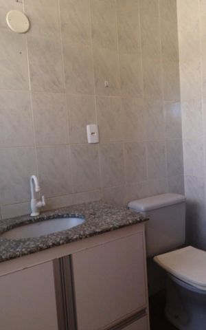Apartamento para alugar com 75m², 2 quartos e 1 vaga Apartamento para alugar com 75m², 2 quartos e 1 vagaBanheiro da Suíte