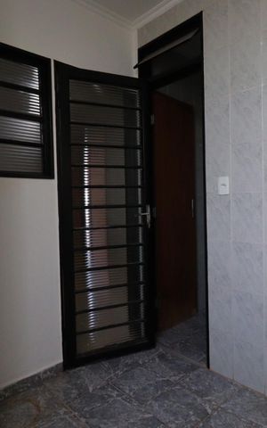 Apartamento para alugar com 75m², 2 quartos e 1 vaga Apartamento para alugar com 75m², 2 quartos e 1 vagaÁrea de Serviço