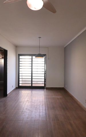 Apartamento para alugar com 75m², 2 quartos e 1 vaga Apartamento para alugar com 75m², 2 quartos e 1 vagaSala