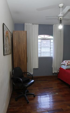 Casa à venda com 543m², 7 quartos e 3 vagasQuarto 2