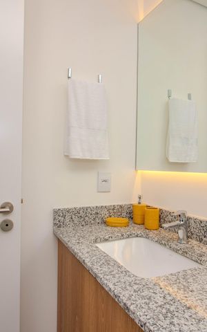 Apartamento à venda com 64m², 2 quartos e 1 vagaBanheiro Social