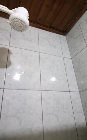 Casa à venda com 230m², 6 quartos e 1 vagaBanheiro 3