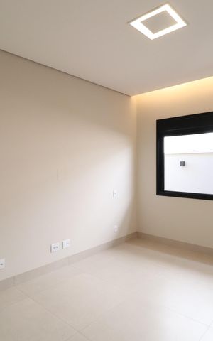 Casa de condomínio para alugar com 238m², 3 quartos e 2 vagasQuarto 1 - Suíte