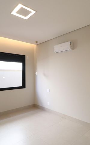 Casa de condomínio para alugar com 238m², 3 quartos e 2 vagasQuarto 1 - Suíte