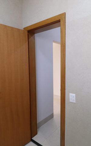 Casa de condomínio para alugar com 238m², 3 quartos e 2 vagasBanheiro do Quarto 1