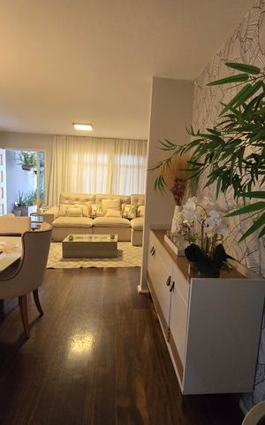 Casa à venda com 180m², 4 quartos e 2 vagasSala