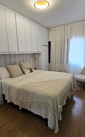 Casa à venda com 180m², 4 quartos e 2 vagasQuarto
