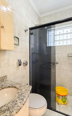 Casa à venda com 125m², 3 quartos e 2 vagasBanheiro 2