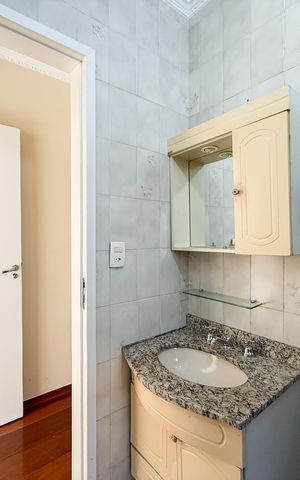 Casa à venda com 125m², 3 quartos e 2 vagasBanheiro 2