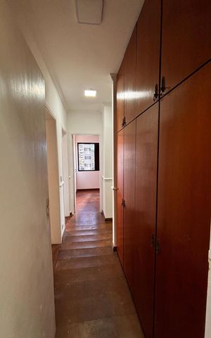 Apartamento para alugar com 147m², 3 quartos e 2 vagasCorredor