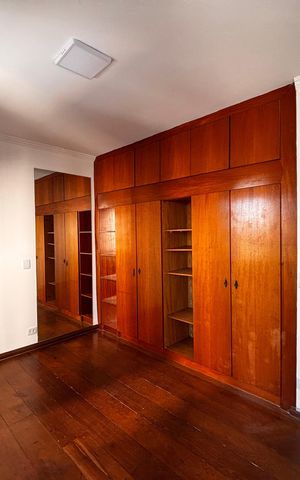 Apartamento para alugar com 147m², 3 quartos e 2 vagasQuarto
