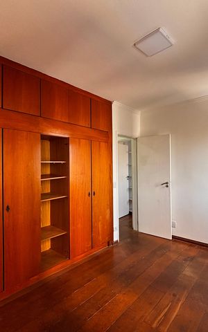 Apartamento para alugar com 147m², 3 quartos e 2 vagasQuarto 