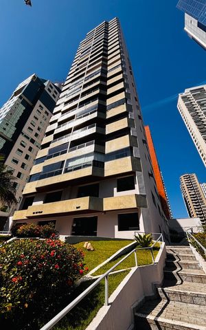 Apartamento para alugar com 147m², 3 quartos e 2 vagasFachada