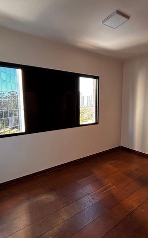 Apartamento para alugar com 147m², 3 quartos e 2 vagasQuarto