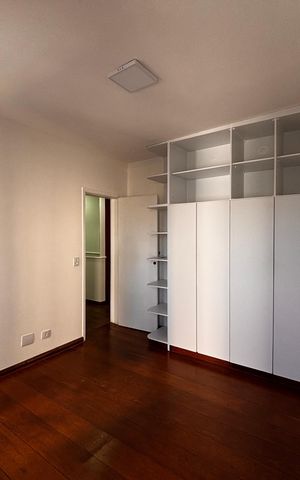 Apartamento para alugar com 147m², 3 quartos e 2 vagasQuarto