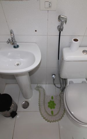 Casa à venda com 240m², 4 quartos e 2 vagasBanheiro