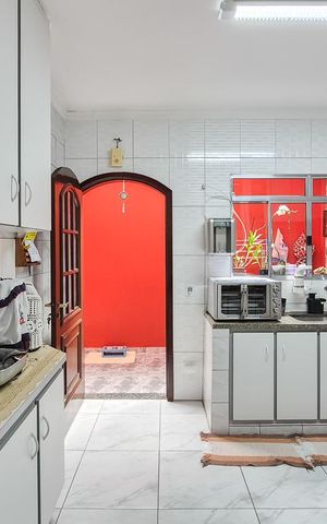 Casa à venda com 212m², 3 quartos e 3 vagas Casa à venda com 212m², 3 quartos e 3 vagasCozinha