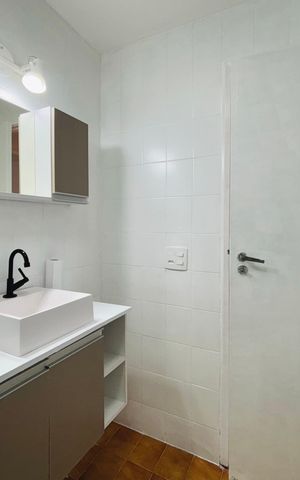 Apartamento para alugar com 70m², 2 quartos e sem vaga Apartamento para alugar com 70m², 2 quartos e sem vagaBanheiro